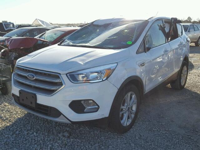 1FMCU0GD2HUE38657 - 2017 FORD ESCAPE SE WHITE photo 2