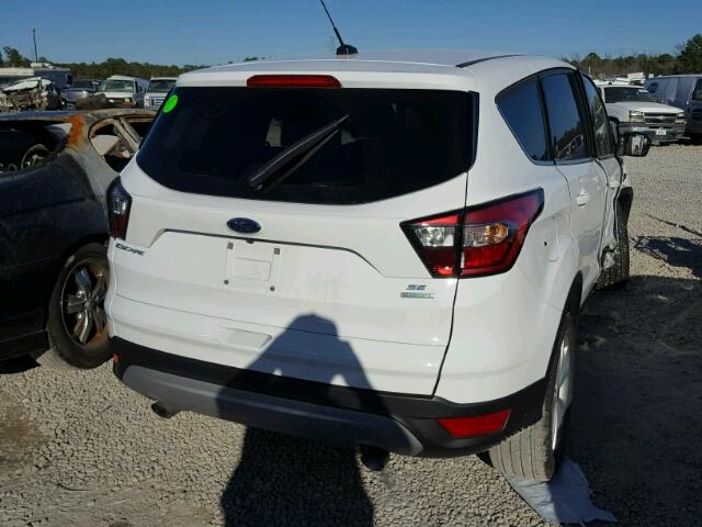 1FMCU0GD2HUE38657 - 2017 FORD ESCAPE SE WHITE photo 4