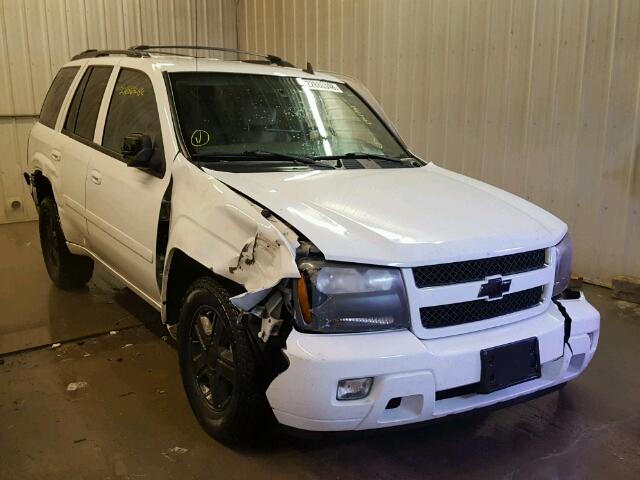 1GNDT13S672226884 - 2007 CHEVROLET TRAILBLAZE WHITE photo 1