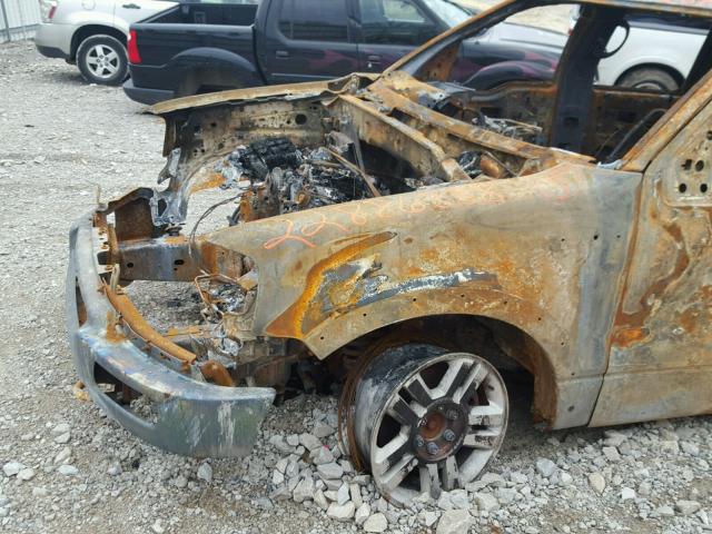 1FTPW14565FB18678 - 2005 FORD F150 SUPER BURN photo 9