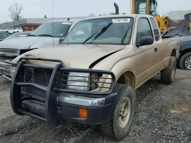 4TASM92N3XZ402171 - 1999 TOYOTA TACOMA XTR BEIGE photo 2