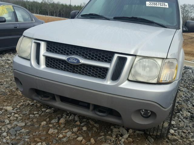 1FMZU67E02UB44753 - 2002 FORD EXPLORER S SILVER photo 9