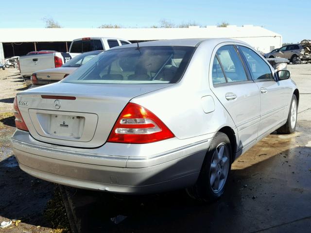 WDBRF64J52F203508 - 2002 MERCEDES-BENZ C 320 SILVER photo 4