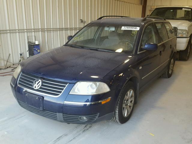 WVWVD63B33E233128 - 2003 VOLKSWAGEN PASSAT GLS BLUE photo 2