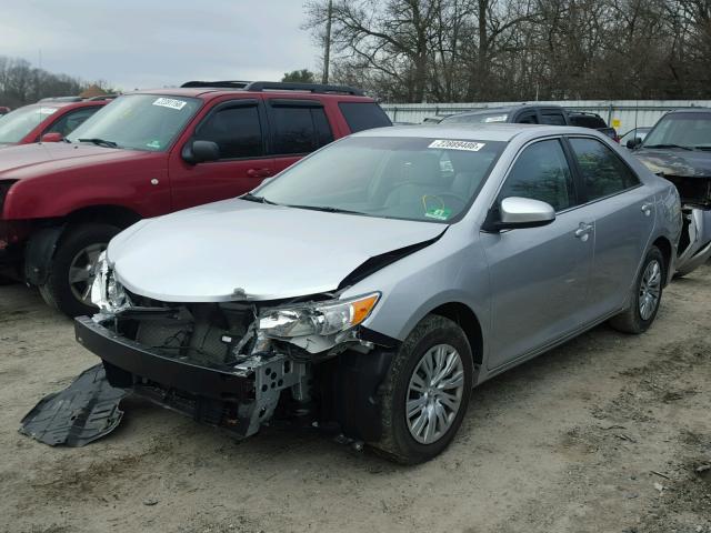 4T1BF1FK6CU585018 - 2012 TOYOTA CAMRY BASE SILVER photo 2