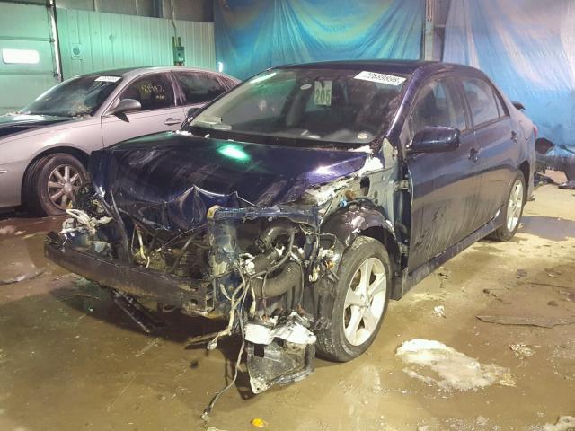 2T1BU4EEXDC122529 - 2013 TOYOTA COROLLA BA BLUE photo 2
