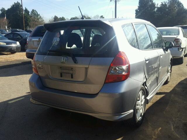 JHMGD37678S050486 - 2008 HONDA FIT SPORT SILVER photo 4