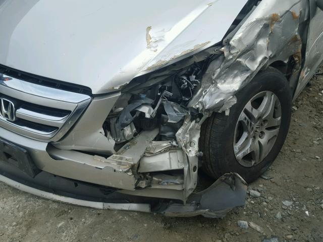 5FNRL38435B413238 - 2005 HONDA ODYSSEY EX SILVER photo 9