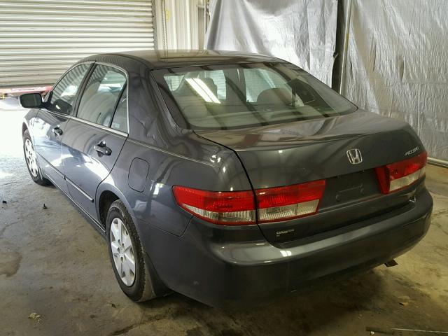 1HGCM563X3A045642 - 2003 HONDA ACCORD LX GRAY photo 3