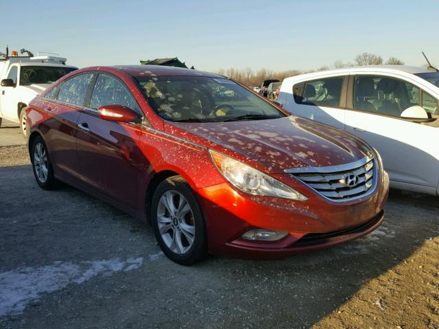 5NPEC4AC2BH190418 - 2011 HYUNDAI SONATA SE RED photo 1