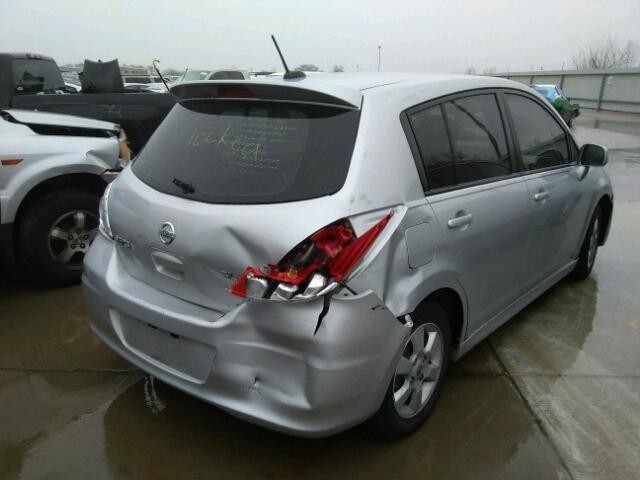 3N1BC1CP6BL369016 - 2011 NISSAN VERSA S GRAY photo 4