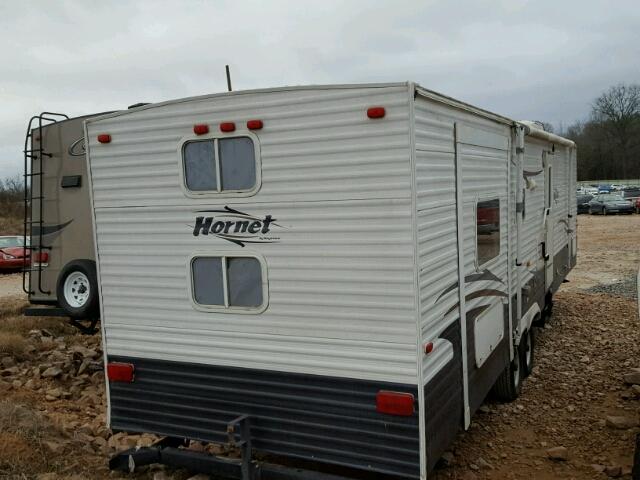 4YDT32B2077200549 - 2007 KEYSTONE RV WHITE photo 4