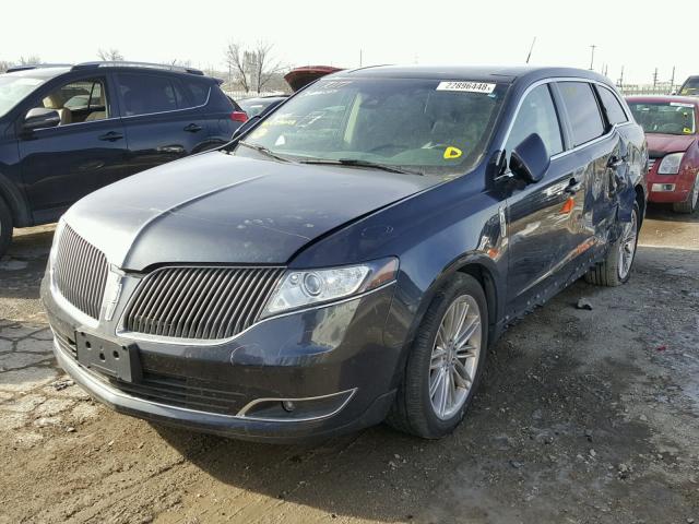 2LMHJ5AT1DBL57293 - 2013 LINCOLN MKT BLUE photo 2