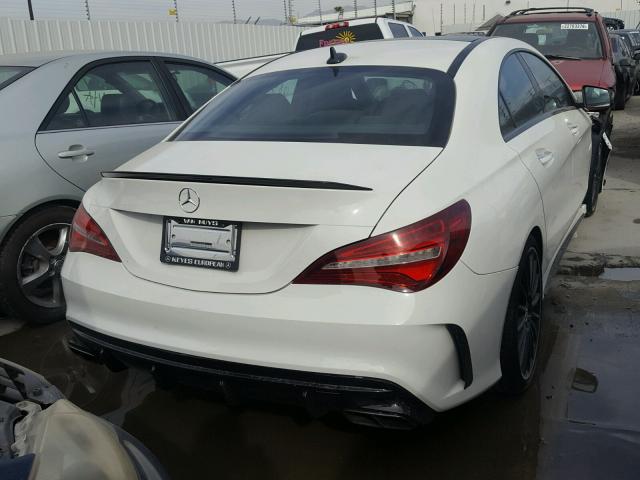 WDDSJ5CB7HN443945 - 2017 MERCEDES-BENZ CLA 45 AMG WHITE photo 4