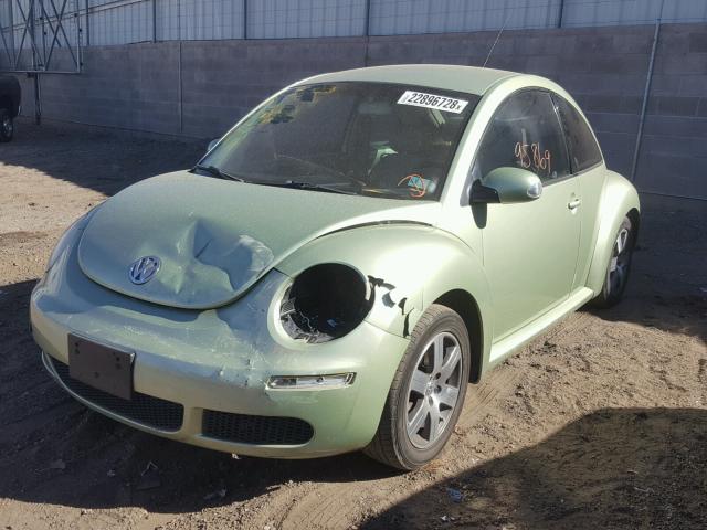 3VWPW31CX6M422089 - 2006 VOLKSWAGEN NEW BEETLE GREEN photo 2