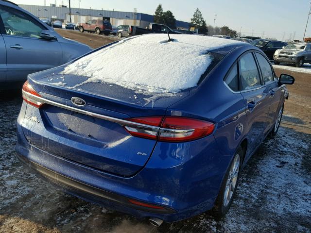 3FA6P0H79HR228197 - 2017 FORD FUSION SE BLUE photo 4