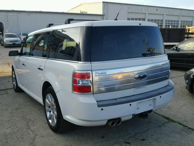 2FMEK63C79BA21069 - 2009 FORD FLEX LIMIT WHITE photo 3