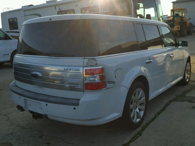 2FMEK63C79BA21069 - 2009 FORD FLEX LIMIT WHITE photo 4