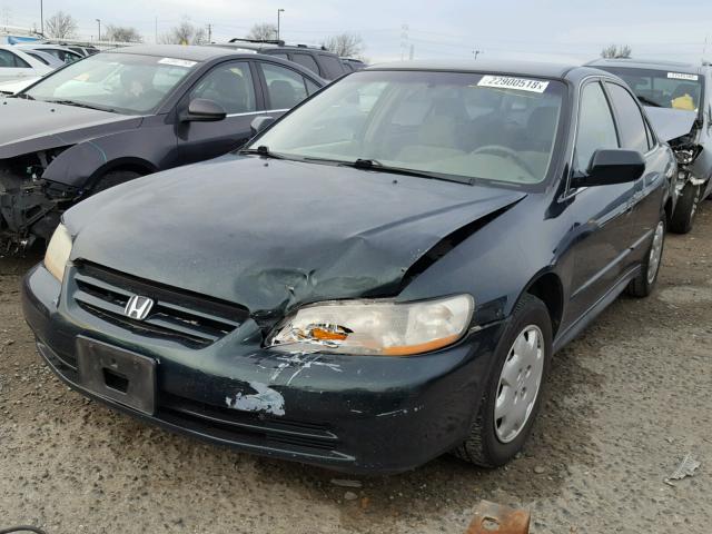 1HGCG66521A047025 - 2001 HONDA ACCORD LX GREEN photo 2