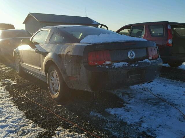 1ZVFT80N475267938 - 2007 FORD MUSTANG BLACK photo 3