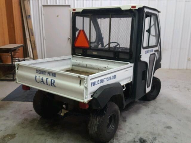 JK1AFCP1X9B500214 - 2009 KAWASAKI KAF620 P WHITE photo 4