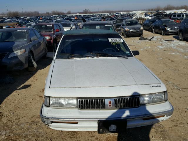 1G3AG54N0P6383139 - 1993 OLDSMOBILE CUTLASS CI WHITE photo 9