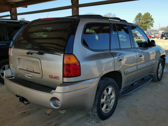 1GKDT13S822449028 - 2002 GMC ENVOY TAN photo 4