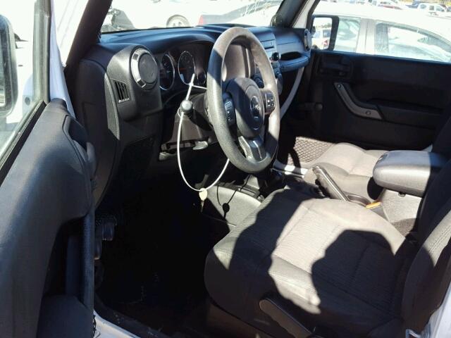 1J4AA2D17BL638449 - 2011 JEEP WRANGLER S WHITE photo 9