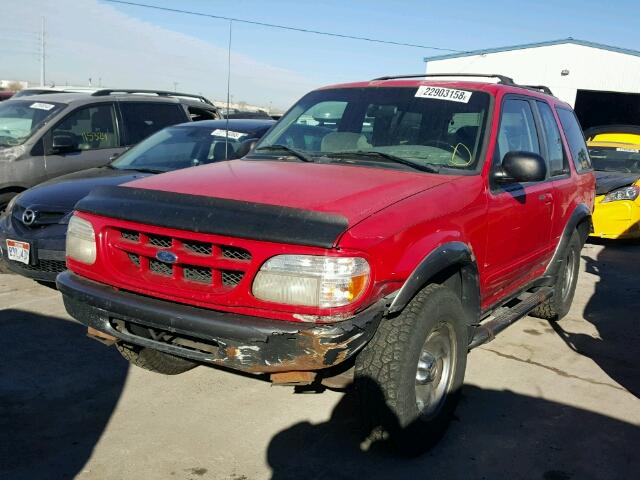 1FMYU24EXWUA85919 - 1998 FORD EXPLORER RED photo 2