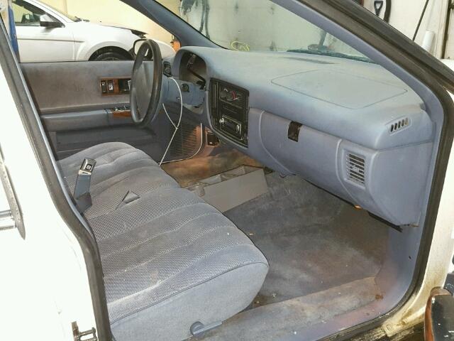 1G1BL52W1RR117098 - 1994 CHEVROLET CAPRICE CL 白色 照片 5