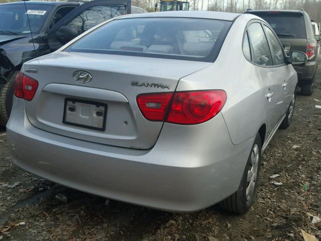 KMHDU46D47U061910 - 2007 HYUNDAI ELANTRA GL SILVER photo 4