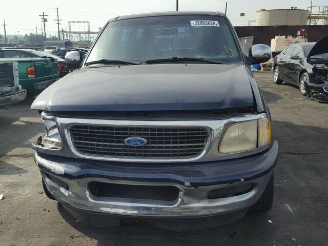 1FMEU1767VLB34242 - 1997 FORD EXPEDITION BLUE photo 10