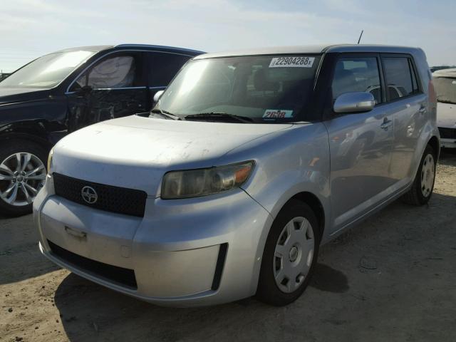 JTLKE50E781041061 - 2008 TOYOTA SCION XB SILVER photo 2