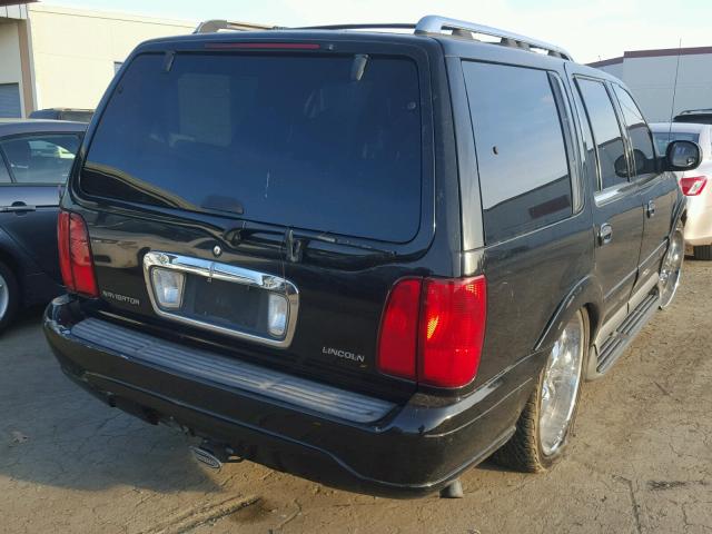 5LMPU28L2XLJ15939 - 1999 LINCOLN NAVIGATOR BLACK photo 4