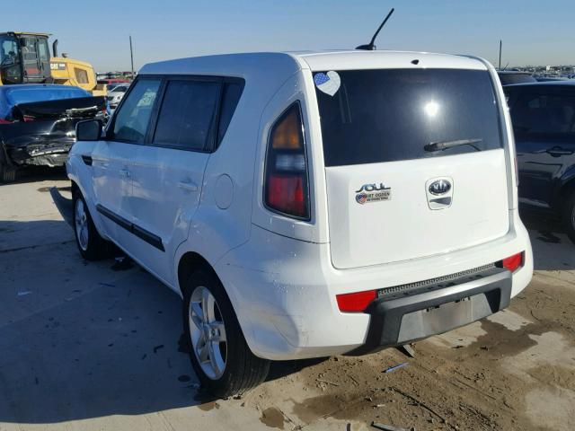 KNDJT2A28B7709633 - 2011 KIA SOUL + WHITE photo 3