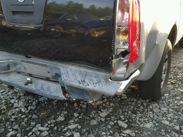 1N6BD06T36C476214 - 2006 NISSAN FRONTIER K SILVER photo 9