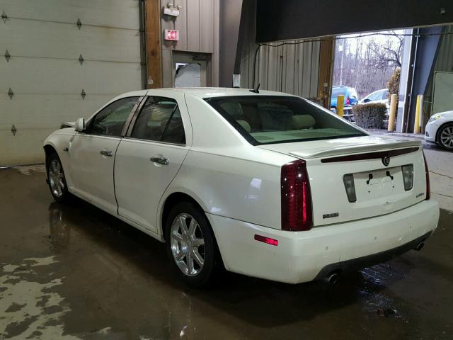 1G6DC67A450200433 - 2005 CADILLAC STS WHITE photo 3