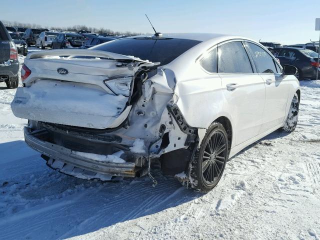 3FA6P0H9XDR266260 - 2013 FORD FUSION SE WHITE photo 4