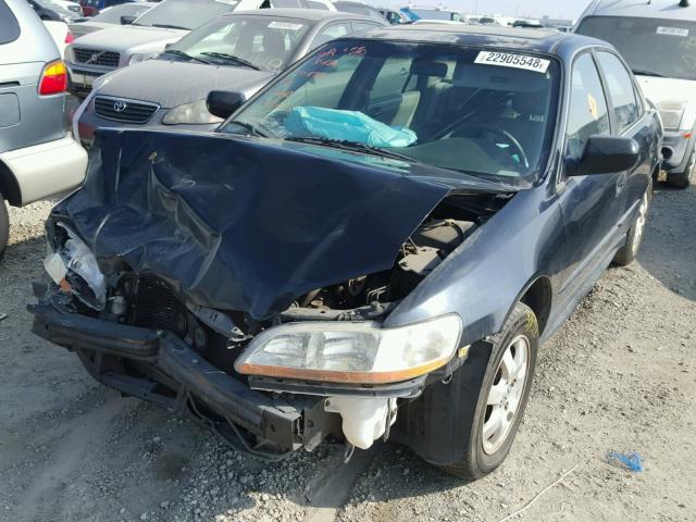 JHMCG66012C022804 - 2002 HONDA ACCORD EX BLACK photo 2