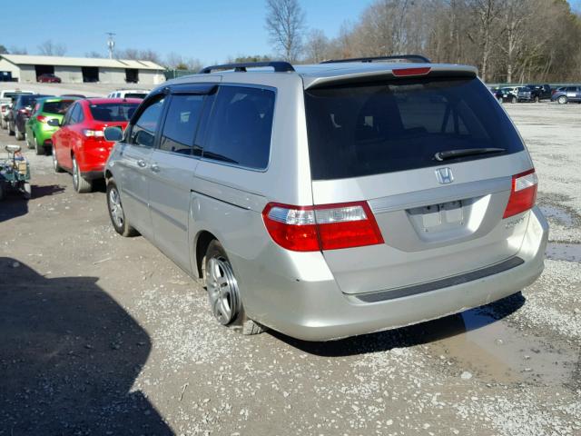 5FNRL38745B102895 - 2005 HONDA ODYSSEY EX SILVER photo 3