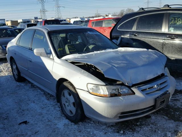 1HGCG16511A015959 - 2001 HONDA ACCORD EX SILVER photo 1