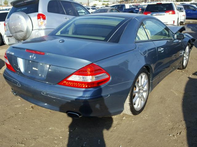 WDBSK71F77F121287 - 2007 MERCEDES-BENZ SL 550 BLUE photo 4