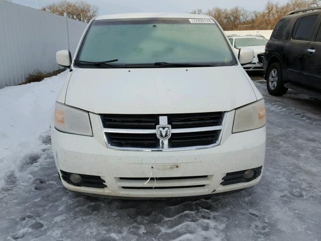 2D8HN54P68R655047 - 2008 DODGE GRAND CARA WHITE photo 9