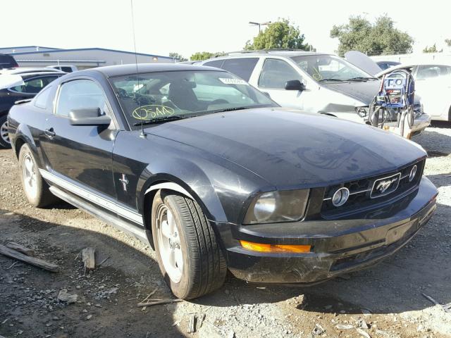 1ZVFT80N775203831 - 2007 FORD MUSTANG BLACK photo 1