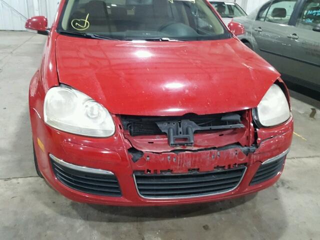 3VWSF81K07M022137 - 2007 VOLKSWAGEN JETTA 2.5 RED photo 9