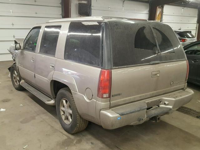 1GYEK13R4YR153689 - 2000 CADILLAC ESCALADE SILVER photo 3