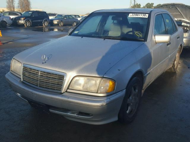 WDBHA24G4YA859955 - 2000 MERCEDES-BENZ C 230 SILVER photo 2