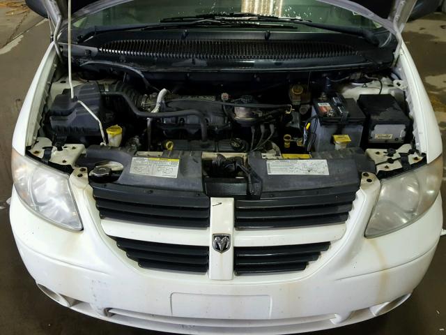 2D4GP44L86R757087 - 2006 DODGE GRAND CARA WHITE photo 7