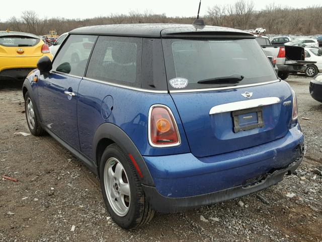 WMWMF335X9TW71287 - 2009 MINI COOPER BLUE photo 3