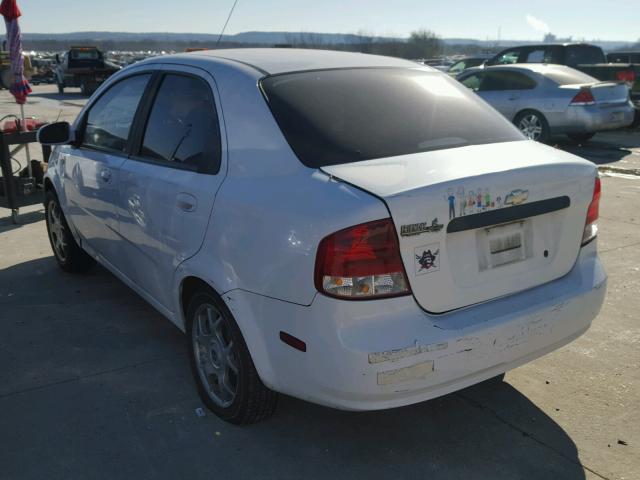 KL1TD52615B470265 - 2005 CHEVROLET AVEO BASE WHITE photo 3